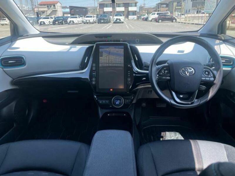 PRIUS PHV