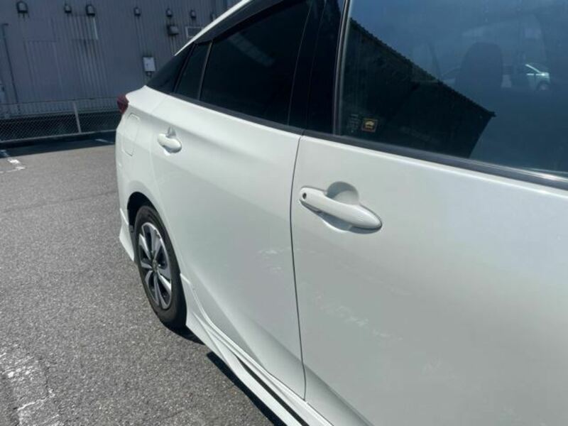 PRIUS PHV