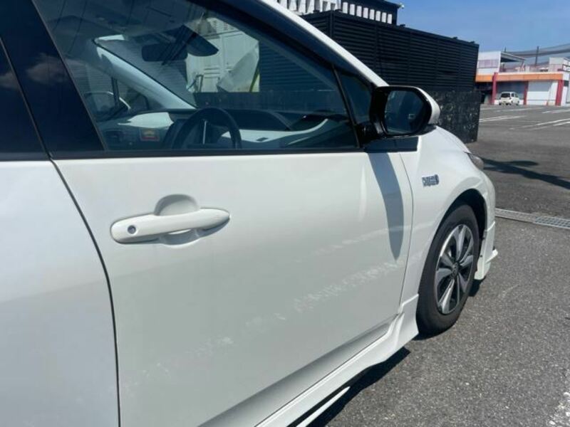 PRIUS PHV