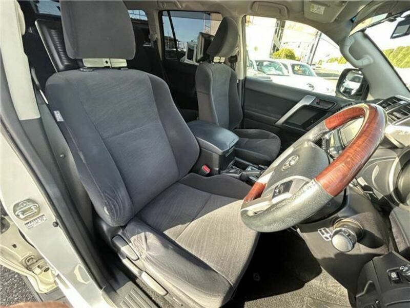 LAND CRUISER PRADO-22