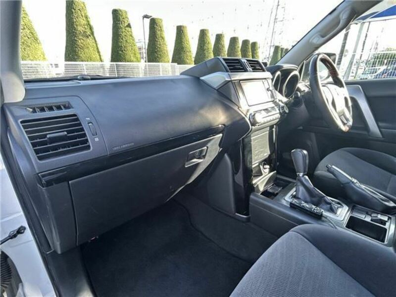 LAND CRUISER PRADO-46