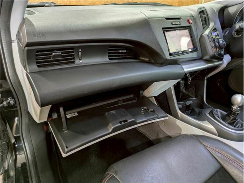CR-Z