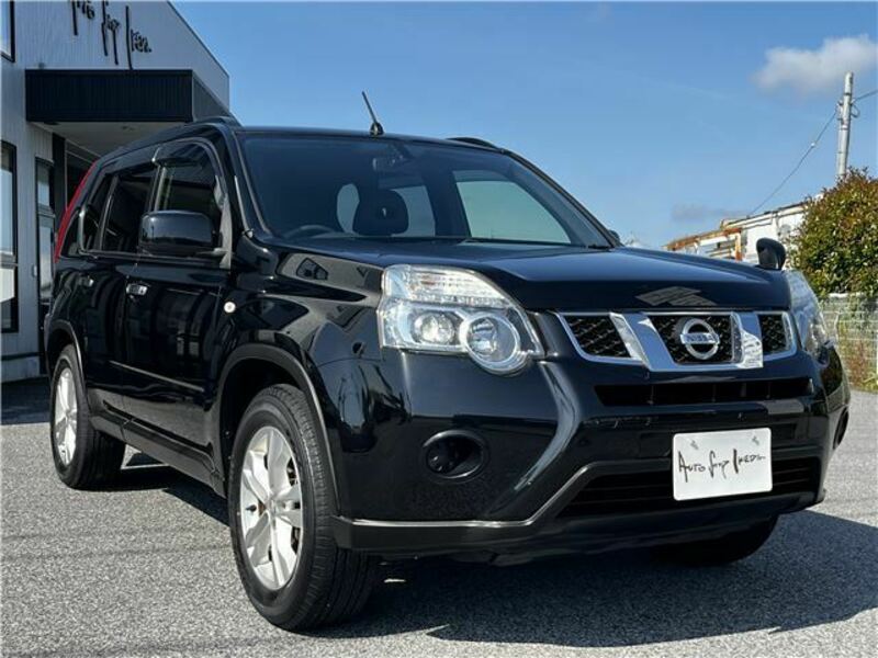 X-TRAIL