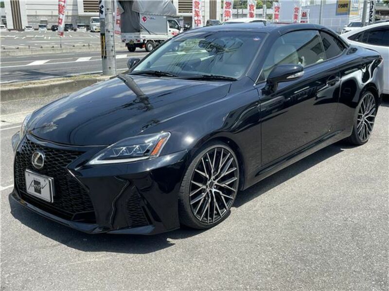 LEXUS IS