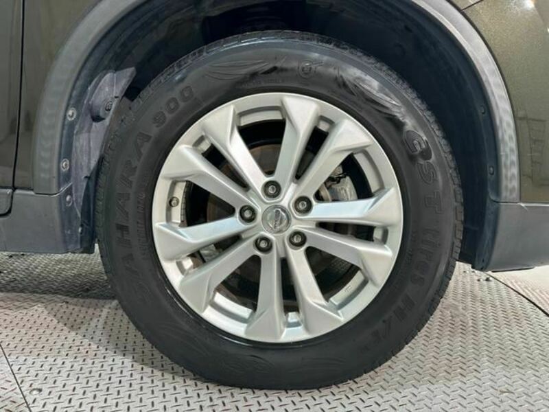 X-TRAIL