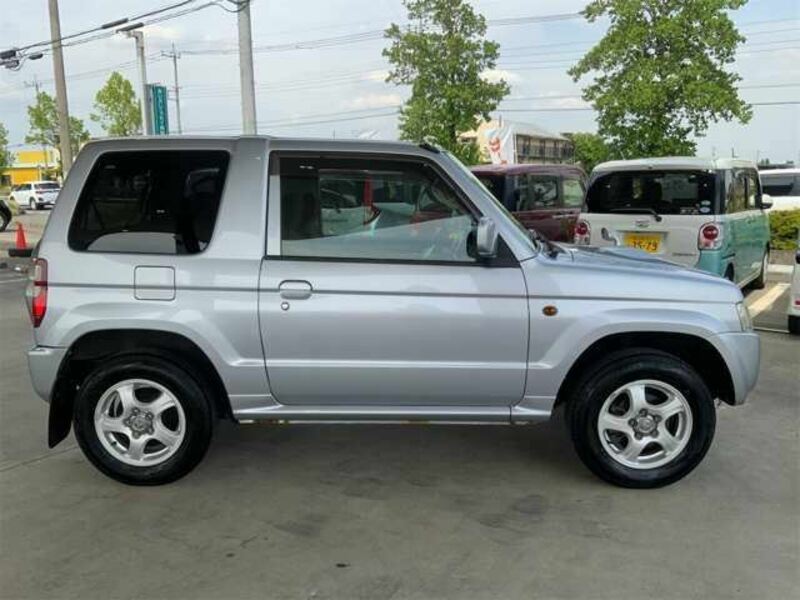 PAJERO