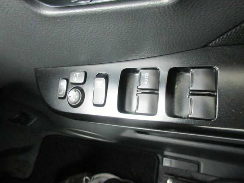 WAGON R-16