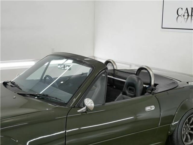 EUNOS ROADSTER