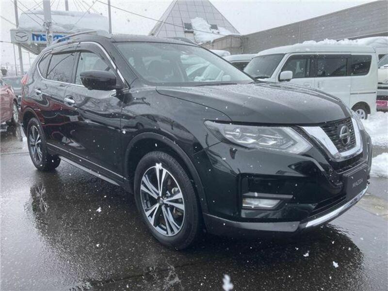NISSAN　X-TRAIL