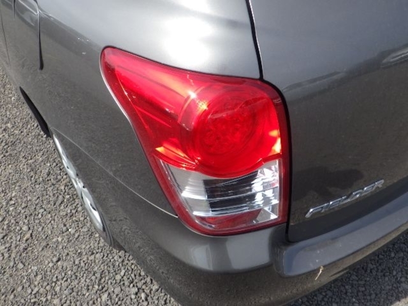 COROLLA FIELDER-39