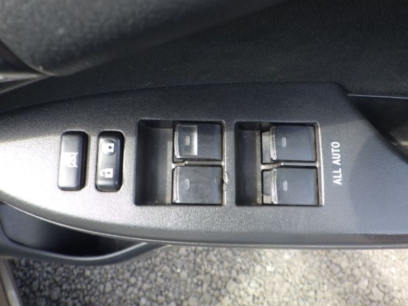 COROLLA FIELDER-34