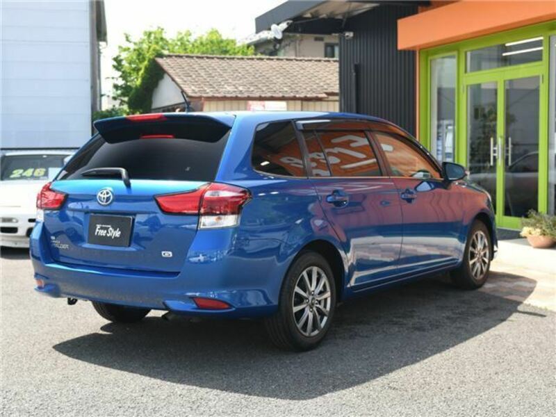 COROLLA FIELDER