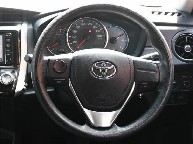 COROLLA FIELDER