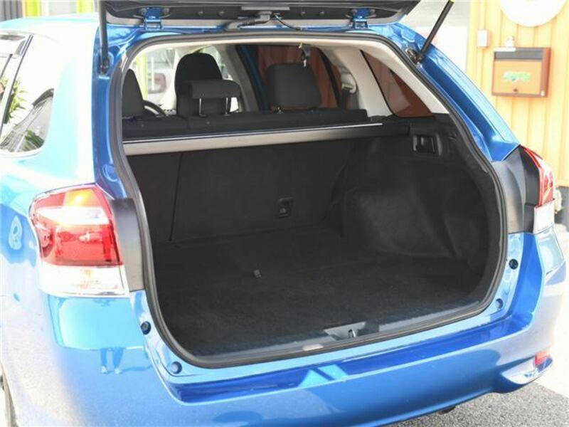 COROLLA FIELDER