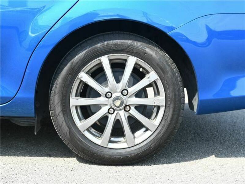 COROLLA FIELDER