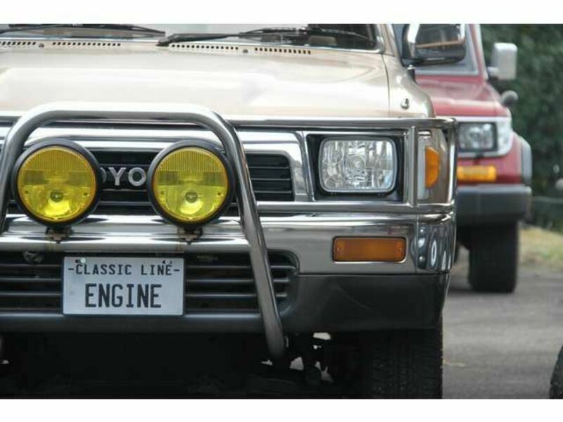 HILUX SURF-8