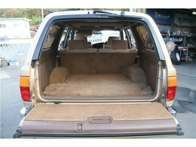 HILUX SURF-37