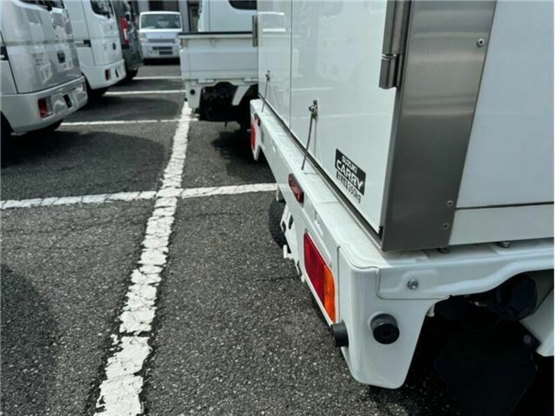 CARRY TRUCK