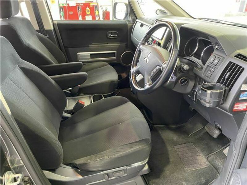 DELICA D5