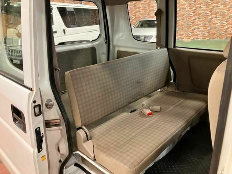 MINICAB VAN