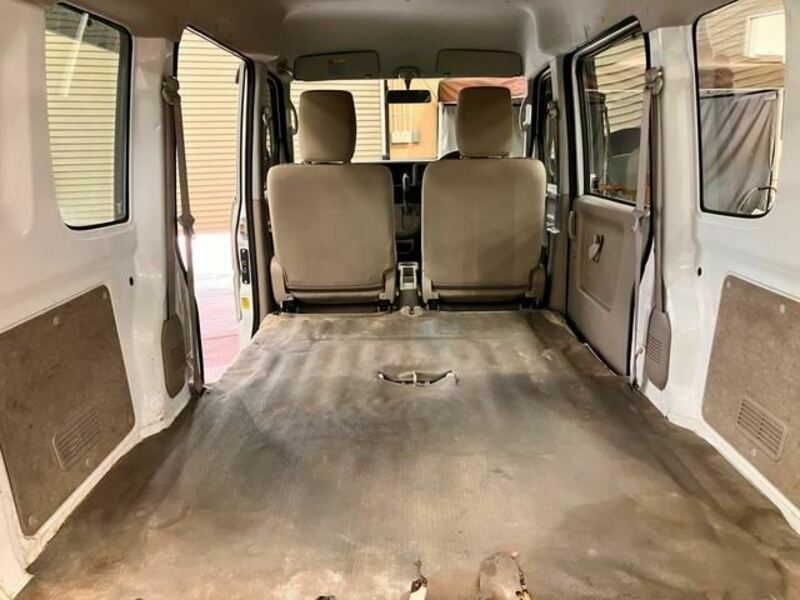 MINICAB VAN