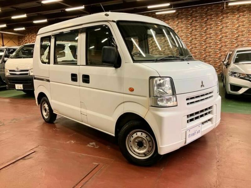 MINICAB VAN