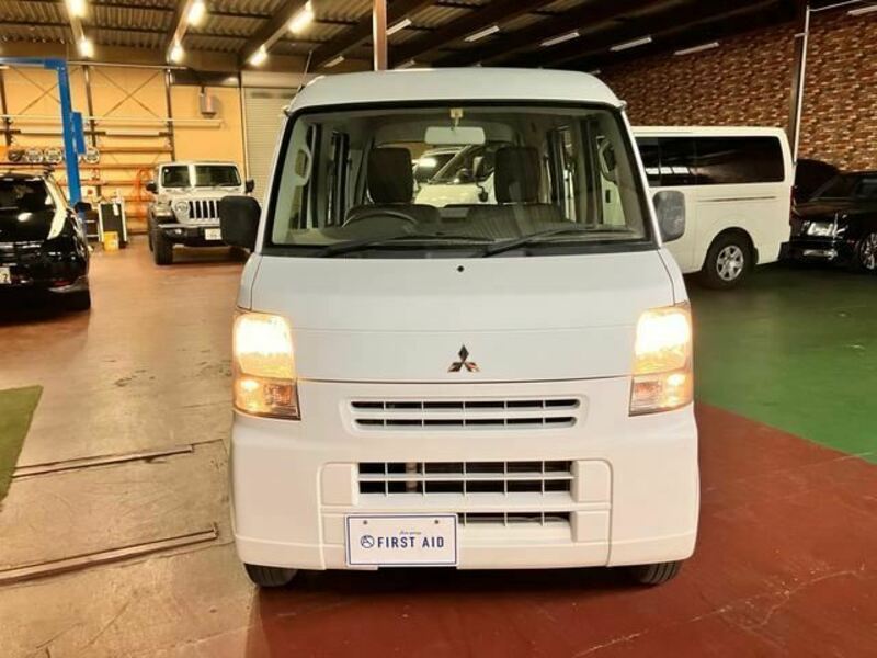 MINICAB VAN