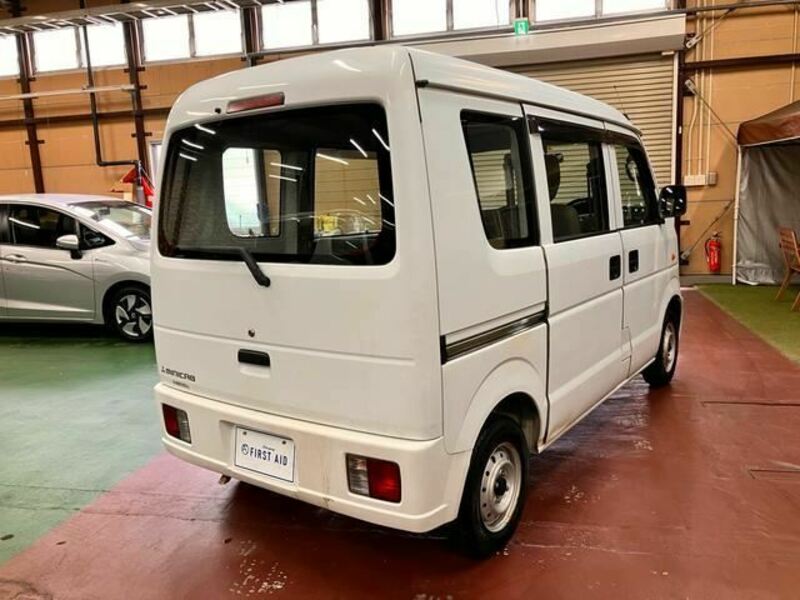 MINICAB VAN