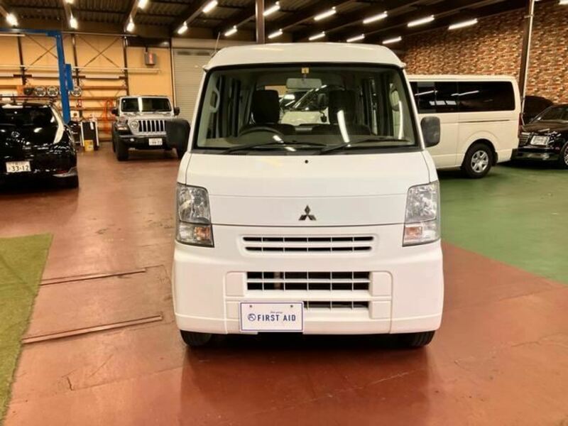 MINICAB VAN