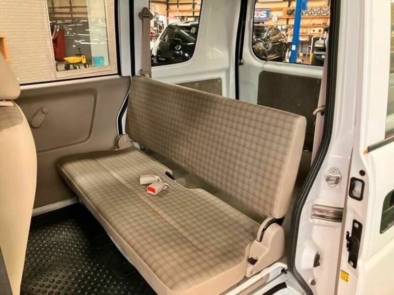 MINICAB VAN