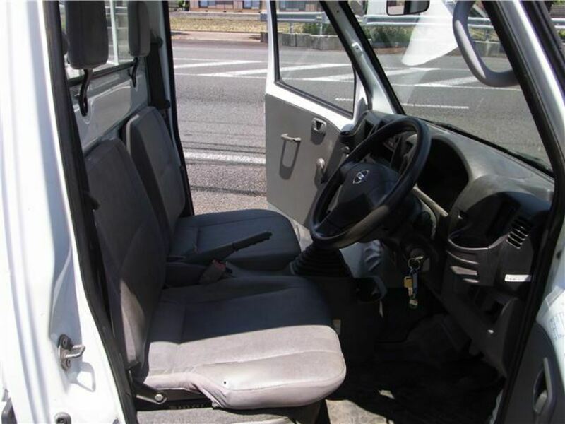 CLIPPER TRUCK