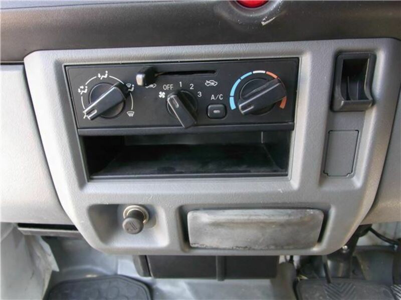 CLIPPER TRUCK