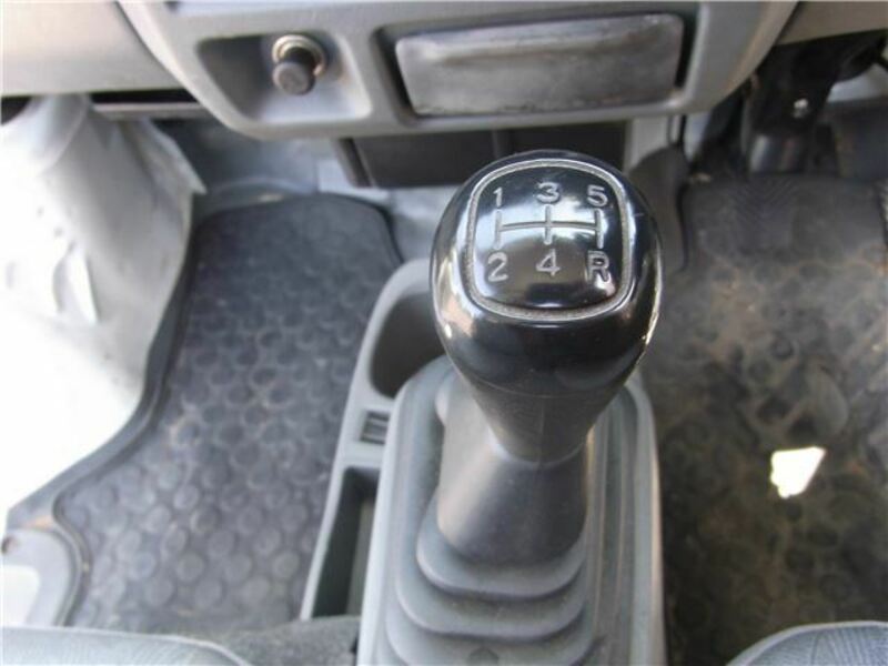 CLIPPER TRUCK