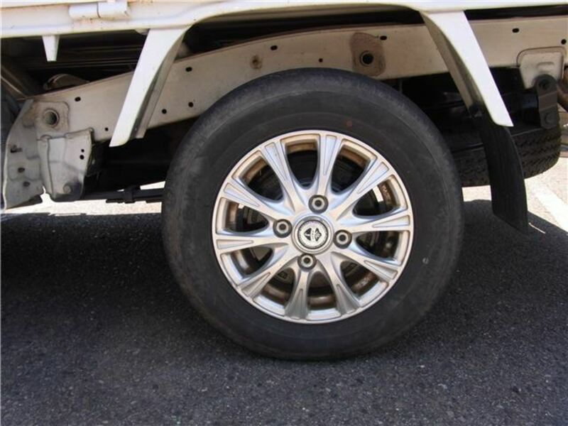CLIPPER TRUCK