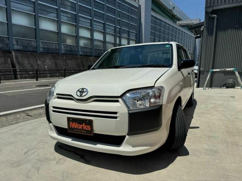 TOYOTA　PROBOX
