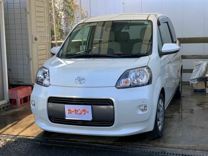 TOYOTA PORTE
