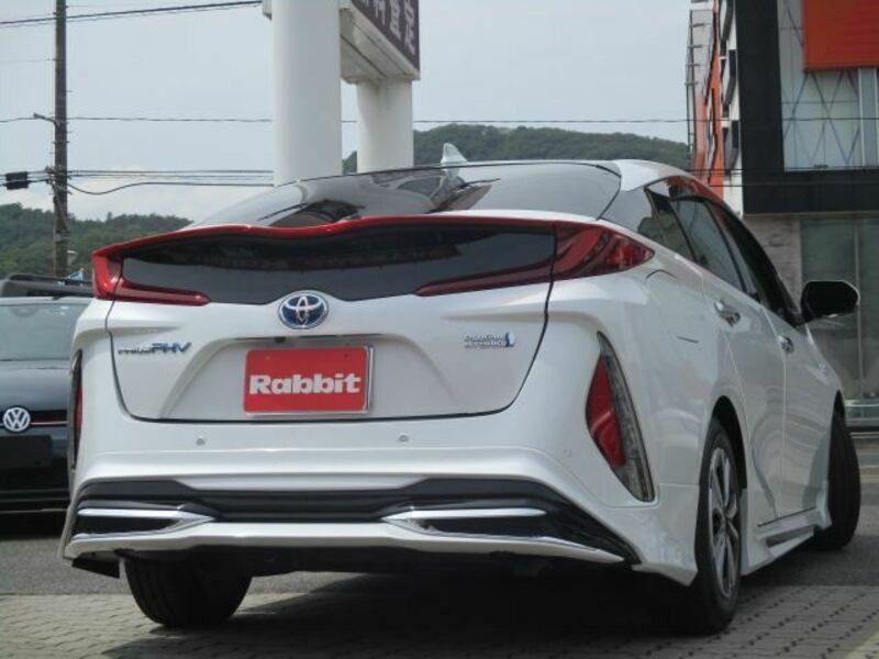 PRIUS PHV