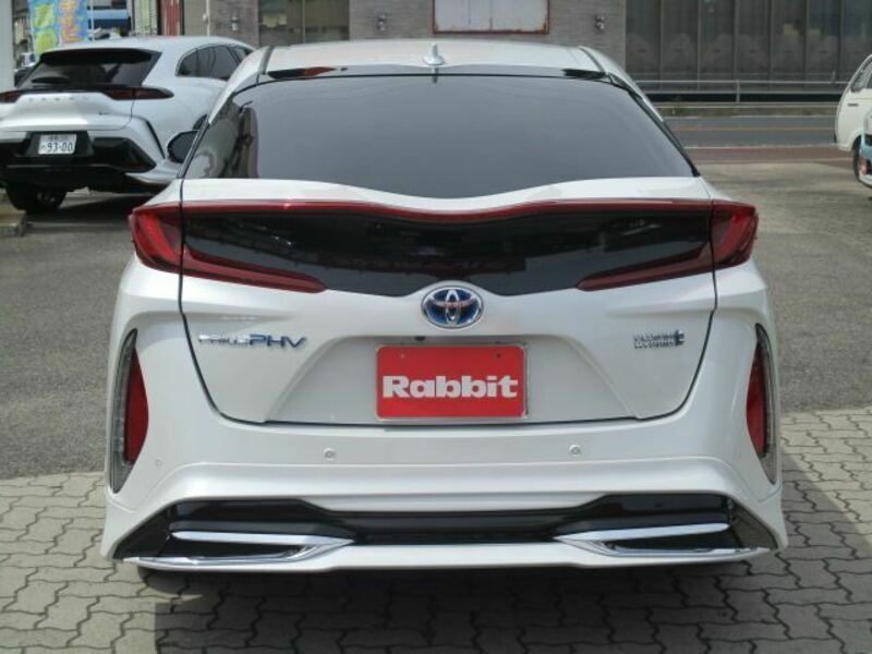 PRIUS PHV