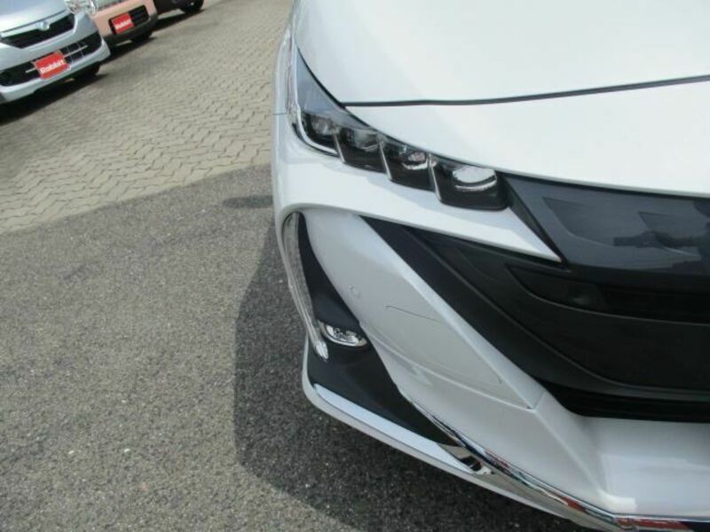 PRIUS PHV