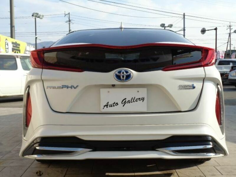 PRIUS PHV