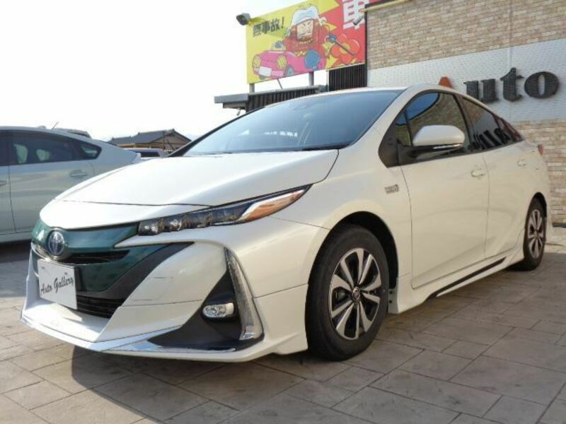 PRIUS PHV