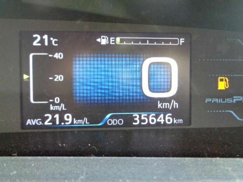 PRIUS PHV