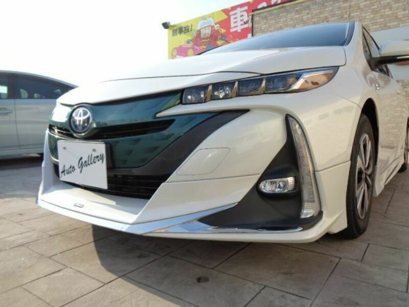 PRIUS PHV