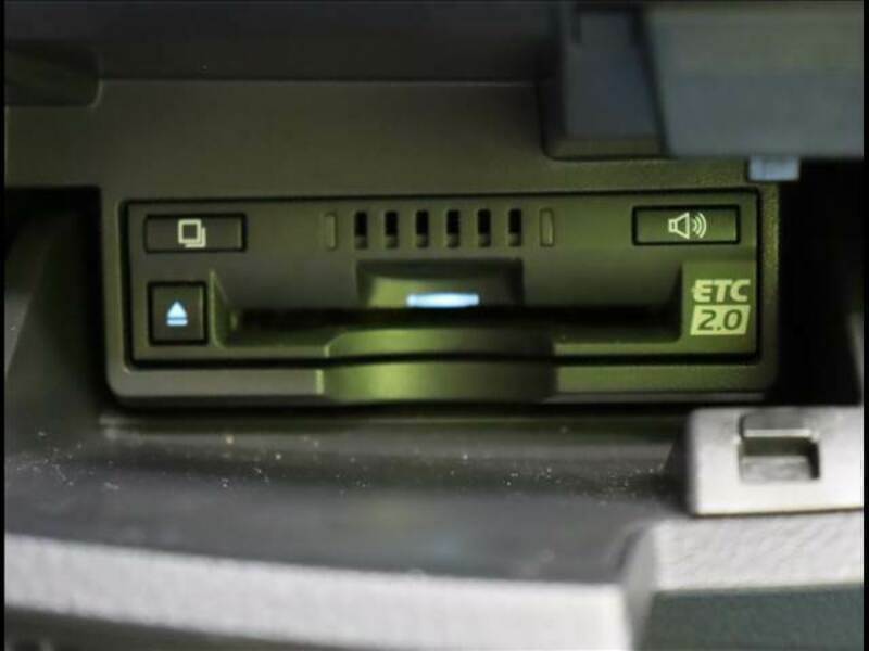 ES