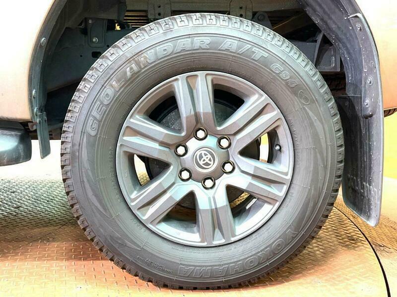 HILUX