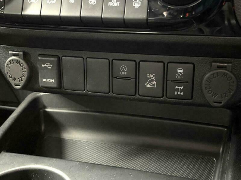 HILUX