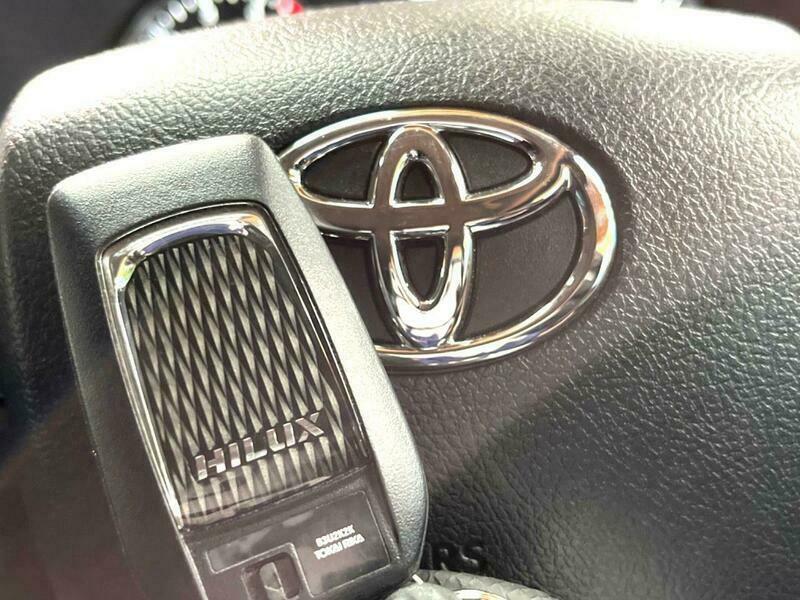 HILUX