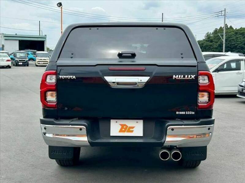 HILUX