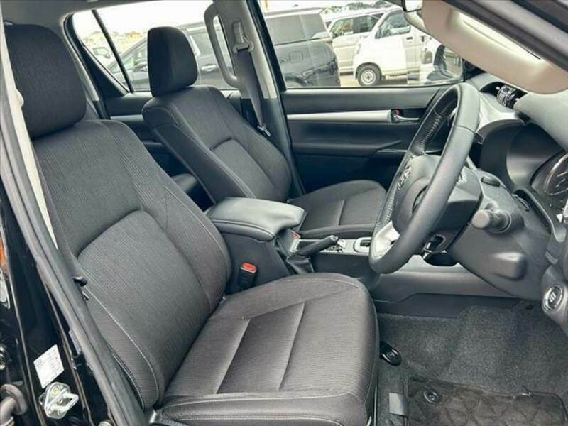 HILUX