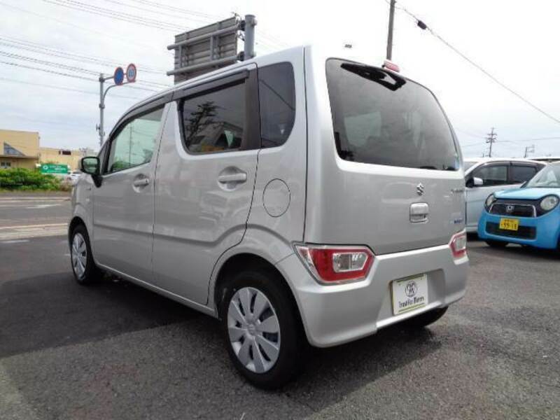 WAGON R-14